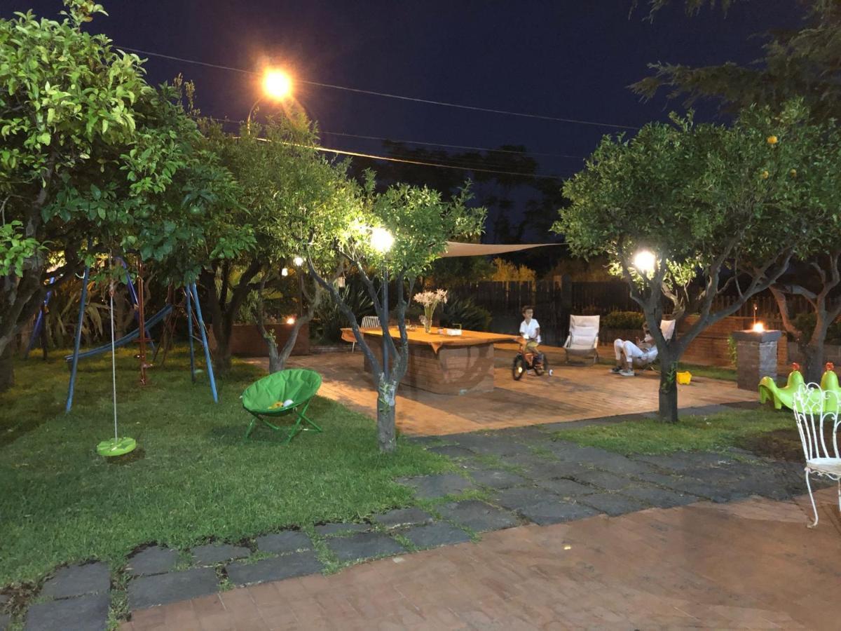 אסראלה Villa Carolea מראה חיצוני תמונה