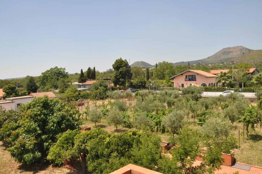 אסראלה Villa Carolea מראה חיצוני תמונה
